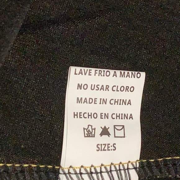 NWT SKORT - Picture 3 of 5